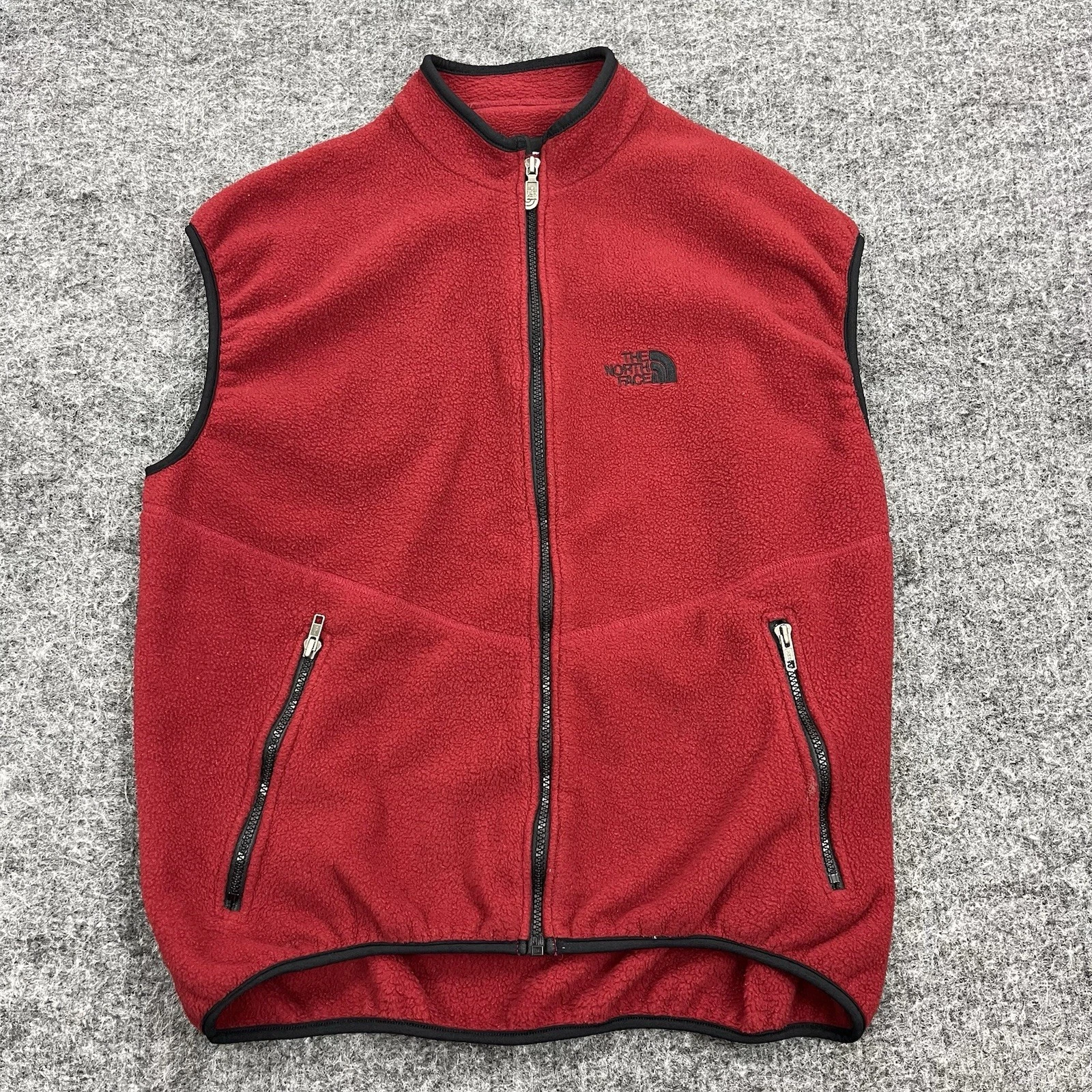 The North Face Vest Mens Large Red Fleece Full Zip Sweater Camp Gorpcore USA
Opens in a new window o