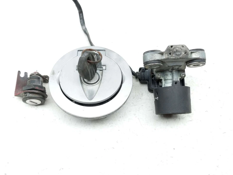 12-14 Ducati Panigale 1199 Juego de bloqueo Interruptor de encendido Tapa y llave Foto 3 de 4