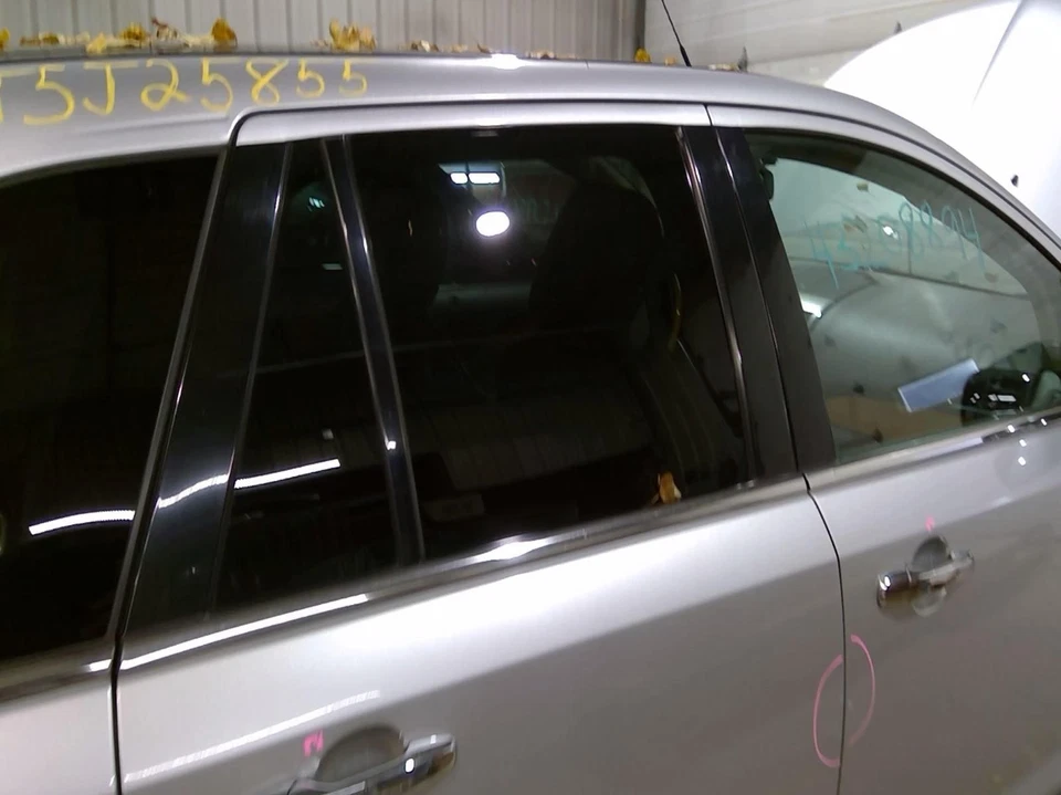 二手右后门组件后侧适合:2012 年林肯 Mkx 右后级 — 第 2/4 张图片