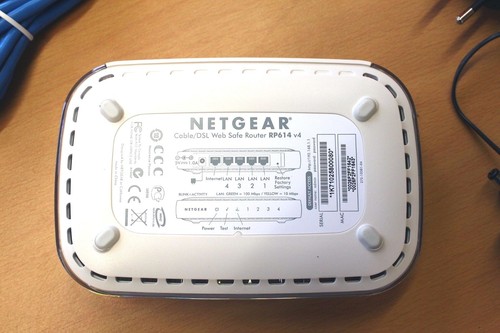NETGEAR Câble/DSL Web Sécuritaire Routeur RP614 v4 Utilisé Bon État - Photo 2/2
