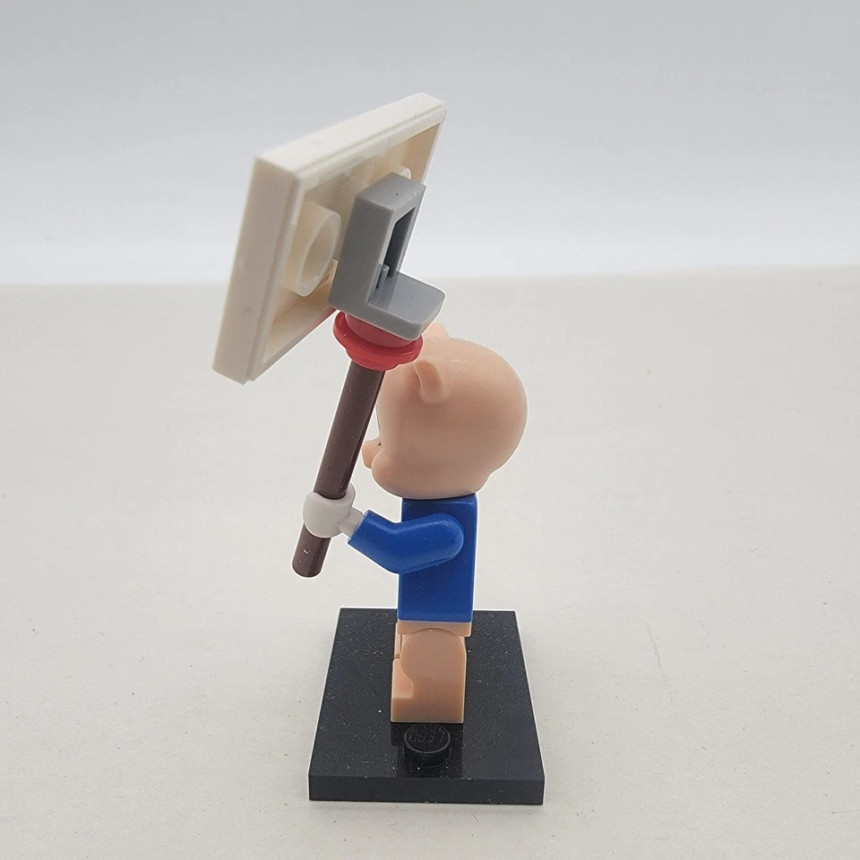 LEGO Porky Pig and Petunia Pig Looney Tunes Minifigure Lot Of 2 - Image 3 of 4