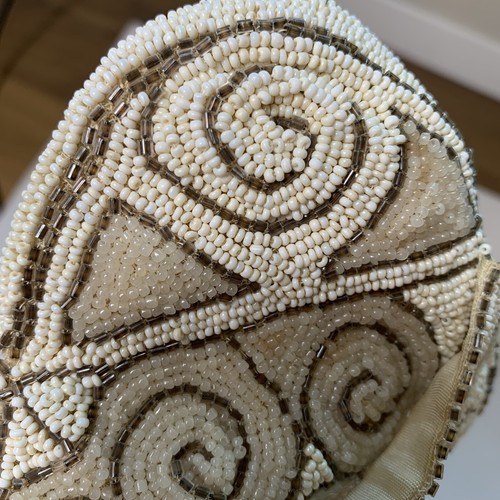 Vintage BEADED BELT BAG Small Coin Purse Belt Loop Art Deco Glass Beads? 5” - Picture 10 of 14