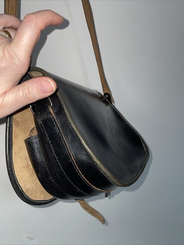 Black Leather Cartridge Bag - Picture 14 of 24