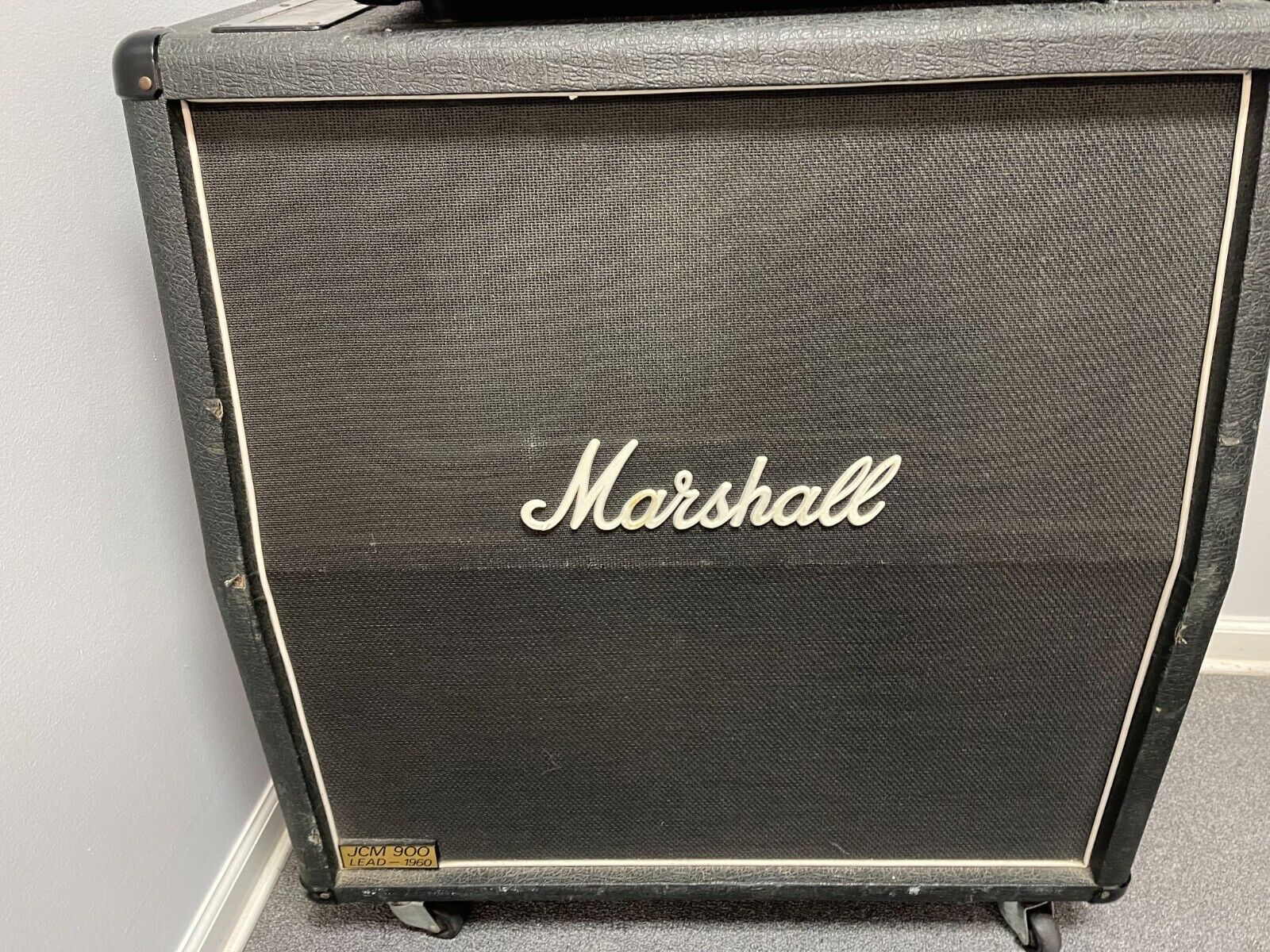 Marshall JCM 900  4x12"" Angled Extension Cabinet