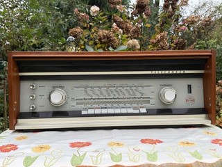 Fantastischer TELEFUNKEN Opus 2550 Röhrenreceiver Tolle Optik Überragender Klang