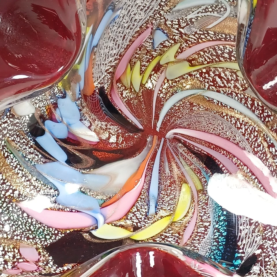 AVEM Murano Zanfirico Bizantino / Tutti Frutti Red Glass Tricorn Bowl - Image 2 of 4