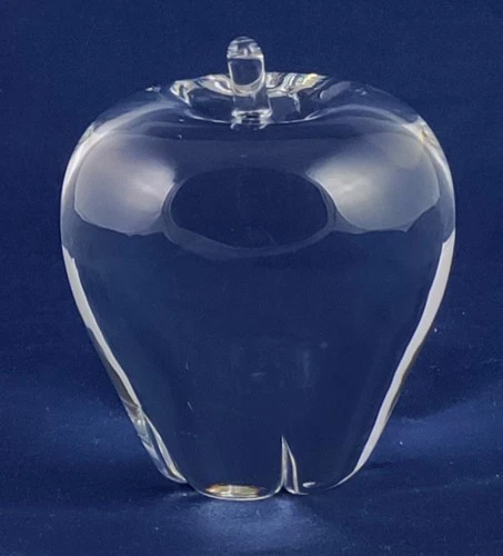 Vintage Signed Steuben Crystal Art Glass Apple Paperweight