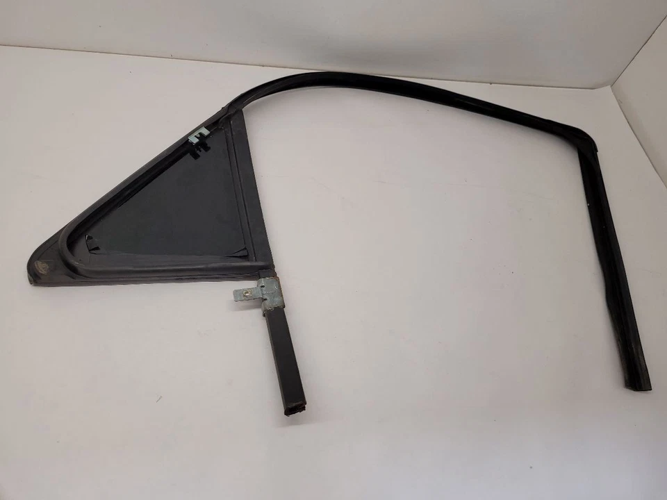 2003-2007 CADILLAC CTS Driver Left Rear LH Door Vent Glass 25778961 Foto 4 de 4