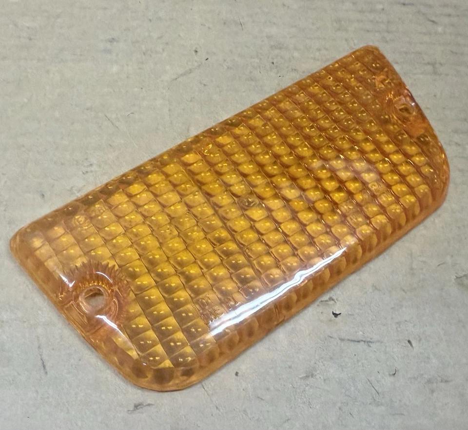 Lámpara de estacionamiento para camión Datsun 620 1972-1979 luz de giro lente derecha Foto 4 de 4