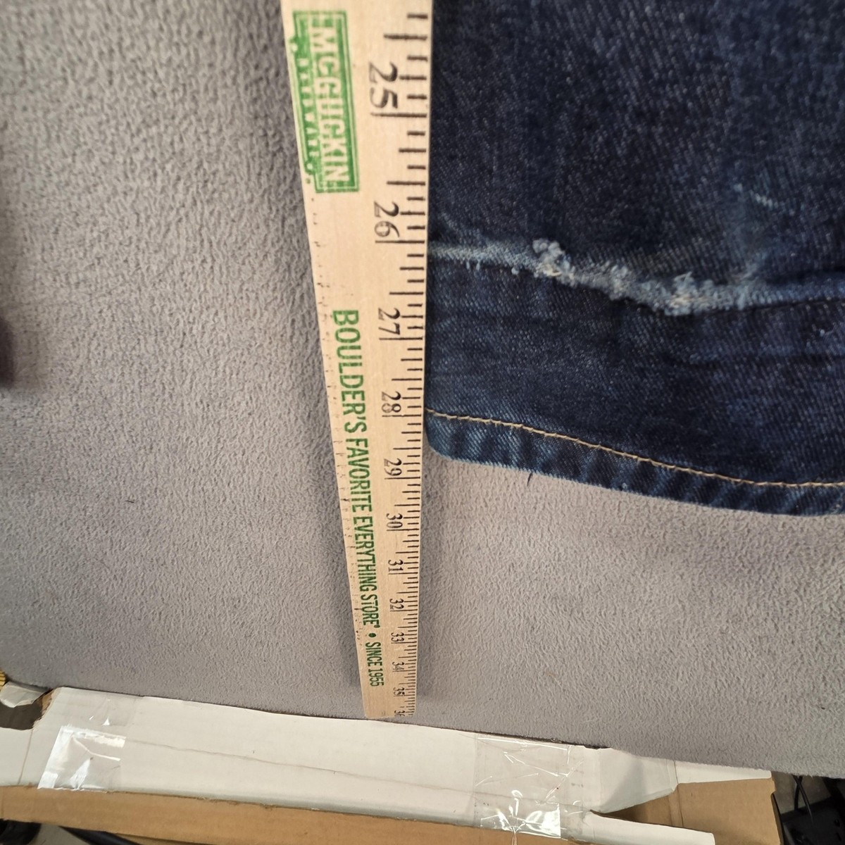 VTG Levis Engineered Jeans Mens Blue Dark Wash Relaxed Twisted