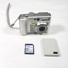 Nikon COOLPIX 5200 5.1MP Digital Camera , Battery, Card Not Tested