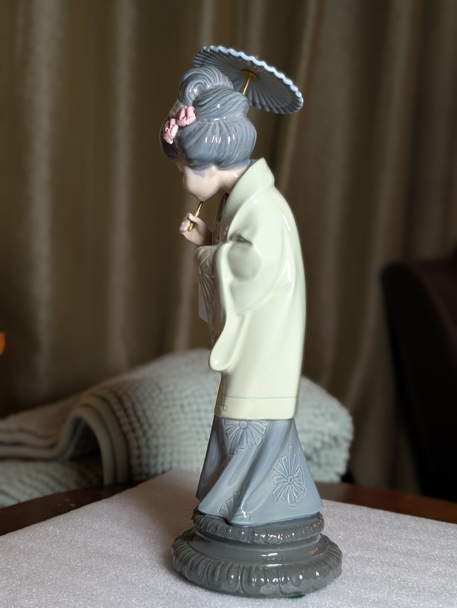LLADRO人形 LLADRO 4988 Oriental Spring Geisha Parasol Umbrella