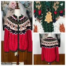 Adorable Vintage 90s Eagle Eye Heavy Cotton Cardigan!