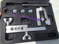 Mastercool 71100 ISO Metric Bubble Flaring Tool Set