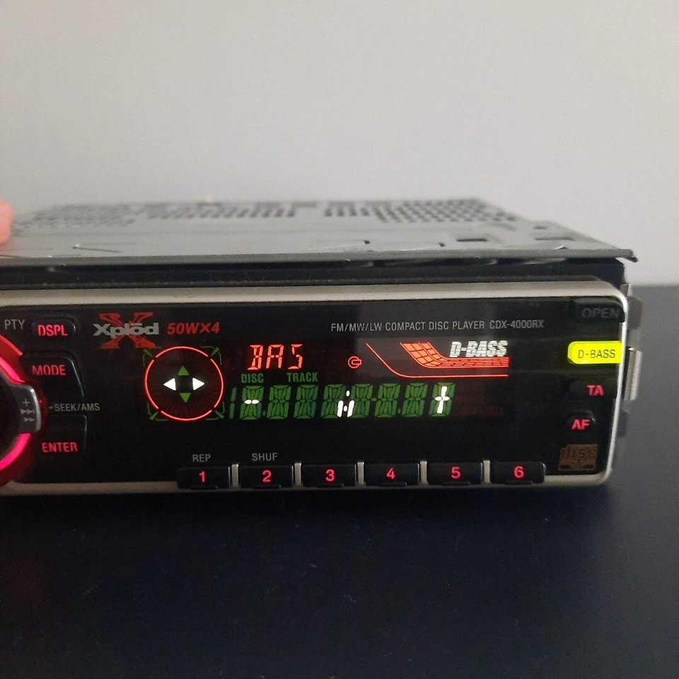 Autoradio Sony CDX-4000RX Xplod 50Wx4 Façade DétachableCD MP3 Vintage Youngtimer - Photo 4/4
