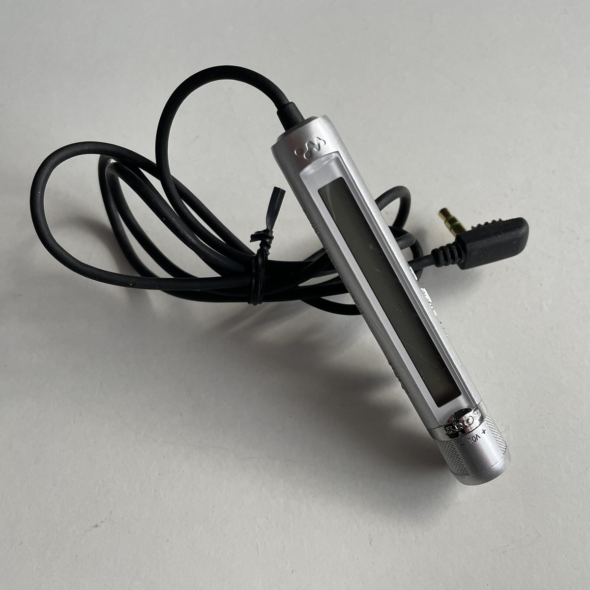 SONY D-NE1 ATRAC 3 PLUS / MP3 CD WALKMAN Portable CD Player