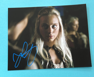 Ida Nielsen   -  VIKINGS  -  signed, original Autogramm !!!