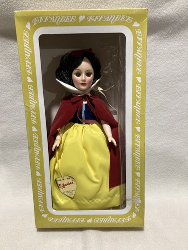 Poupée Effanbee Vintage DISNEY Walt Disney World blanche neige - Photo 1 sur 7