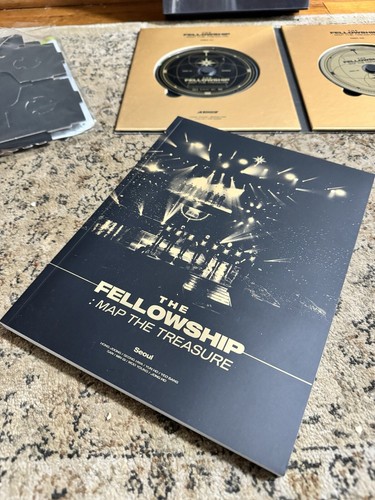 ATEEZ World Tour The Fellowship : MAP The Treasure Seoul DVD RARE - Picture 2 of 24