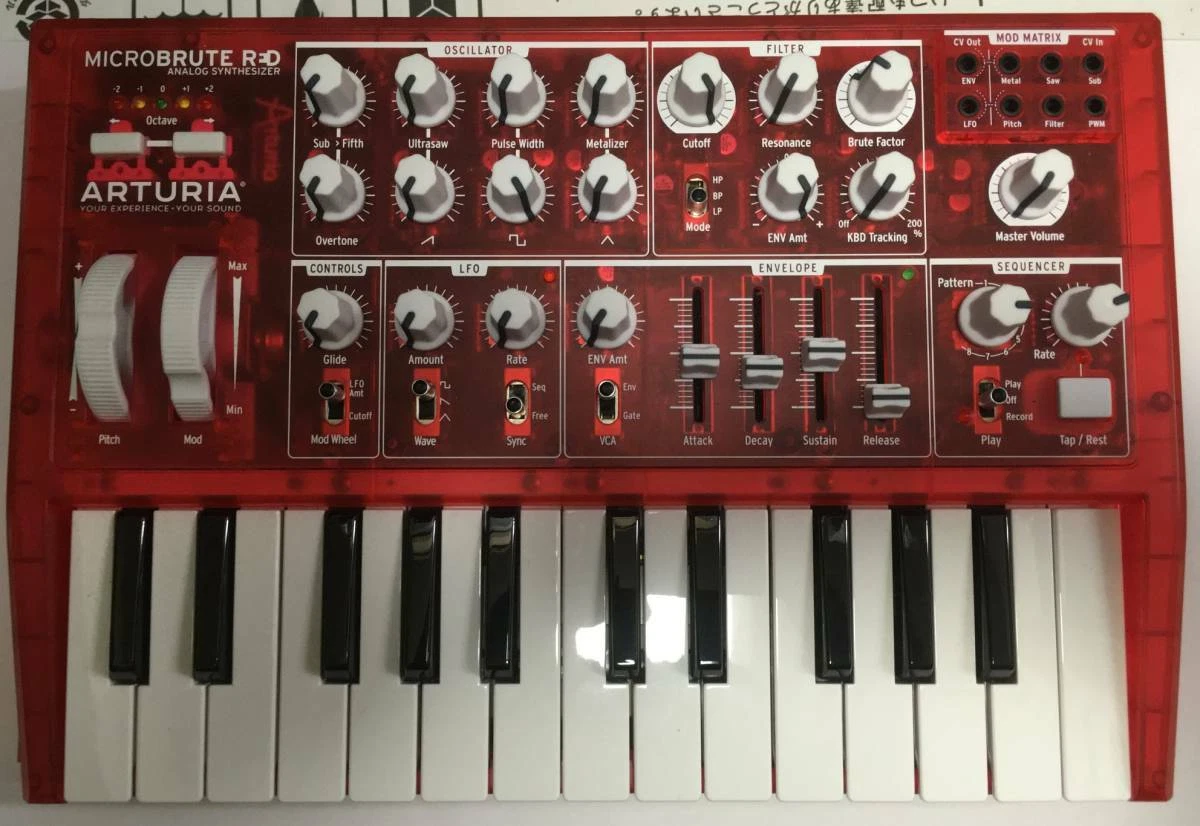 ARTURIA MICROBRUTE RED Analog Synthesizer Skeleton Red Limited Color Edition