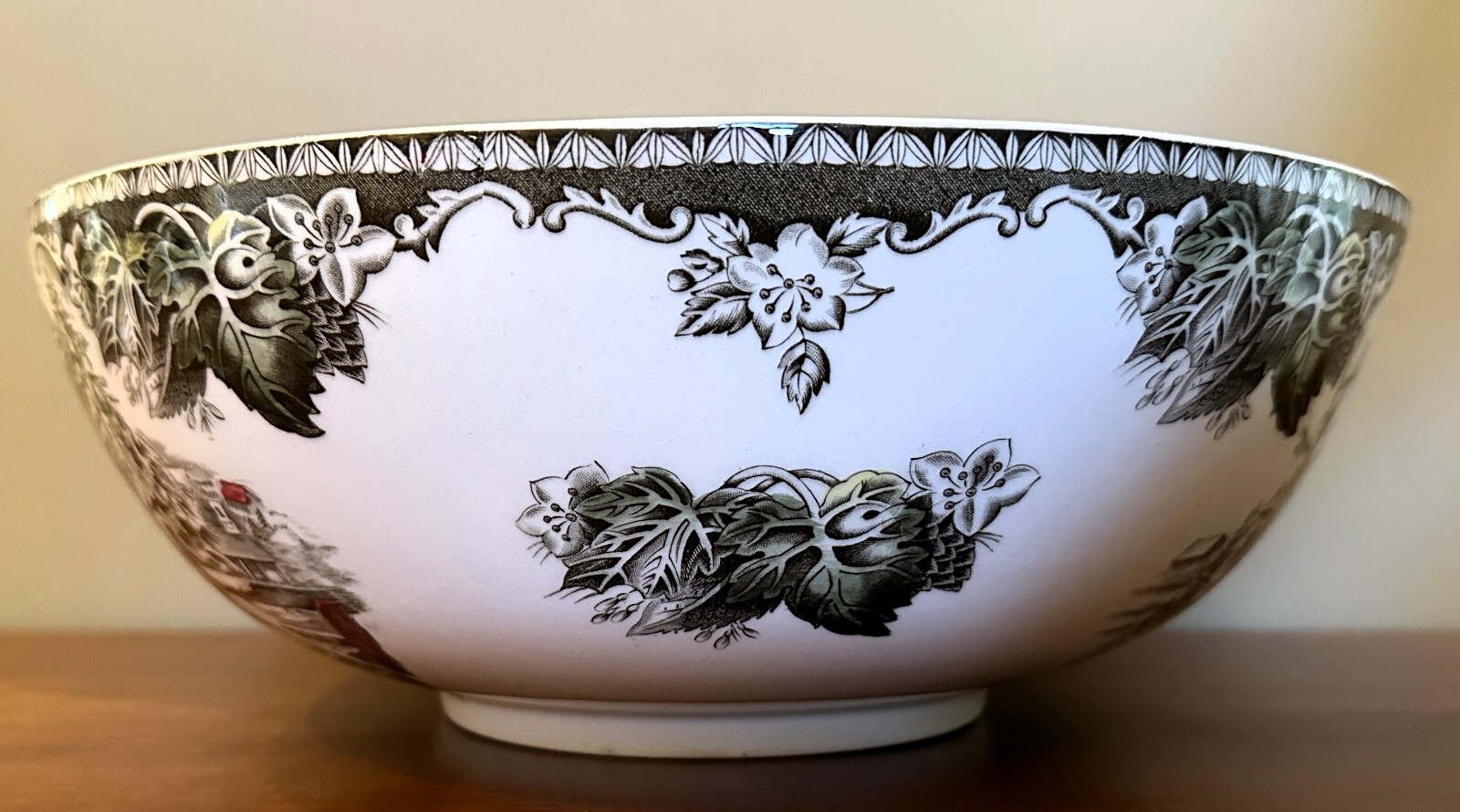 Johnson Brothers Friendly Village Punch Bowl or Salad Bowl 12.375 Ø x