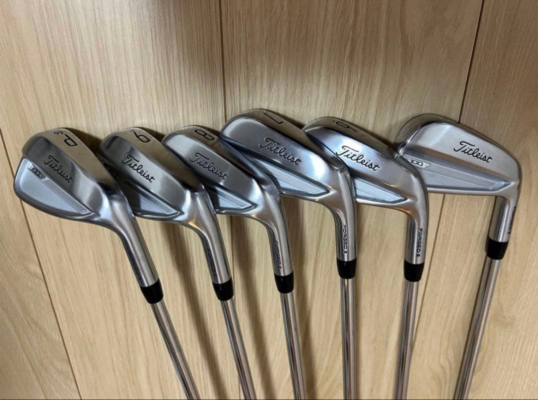 Titleist T100 2023 Men’s Iron Set 5-PW Golf Clubs Used