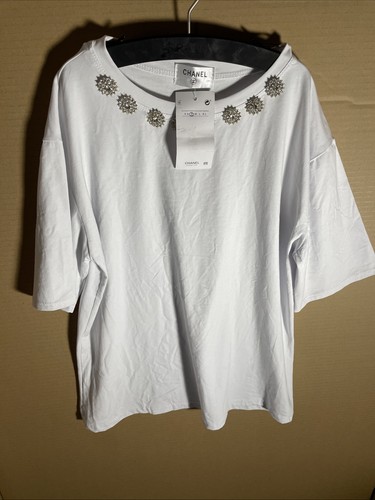 Chanel White Small T Shirt Round Neck Size Small For Women