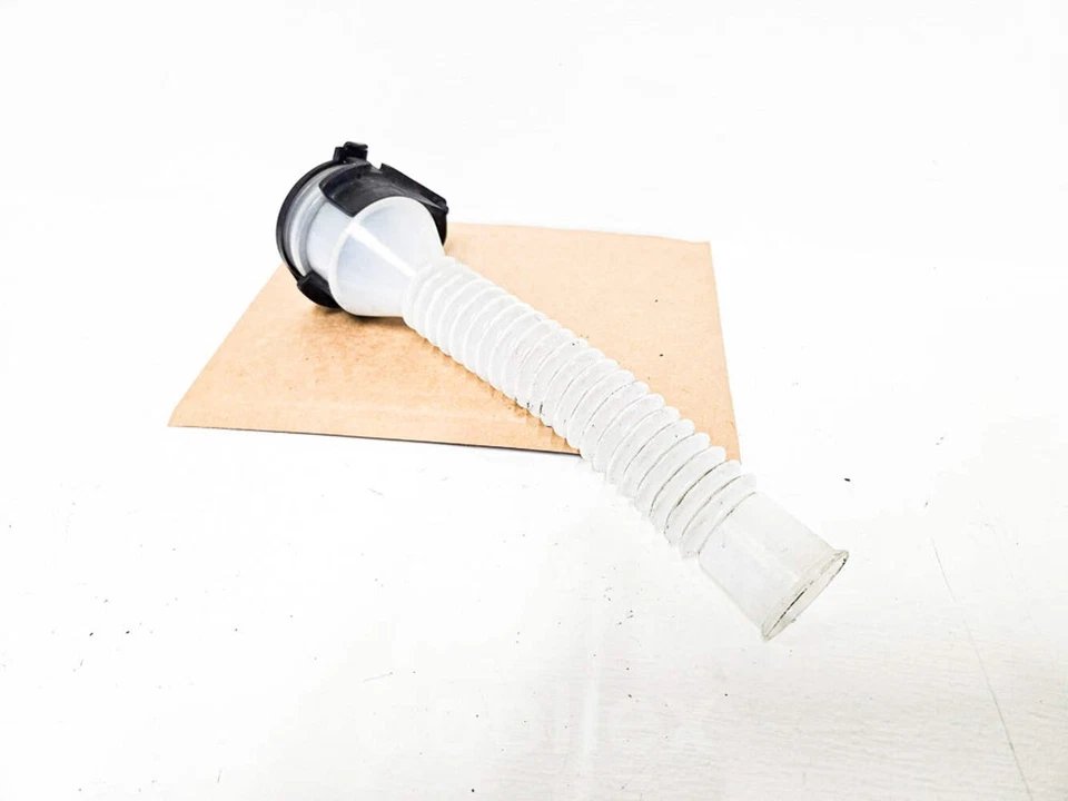 /\ 06-13 Tubo de manguera de lavadora Lexus Is250 Is350 con tapa 85319-30360 OEM usado Foto 4 de 4