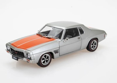 1:24 Holden HQ Monaro GTS -- Silver w/Orange Stripes -- DDA Collectibles
