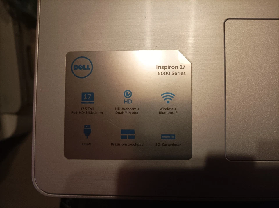 Dell 5770 Inspiron 17 Zoll FHD PREMIUM l SSD Windows 11 l 8Gen Core i5 Intel UHD - Bild 3 von 4