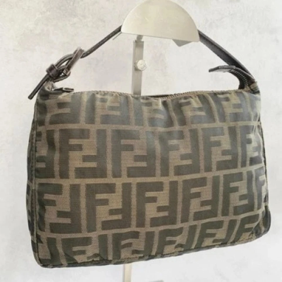 Bolso de Mano FENDI FF Zucca Bolsa Tocador Lona Beige Marrón De Colección Auténtico Usado Foto 2 de 4