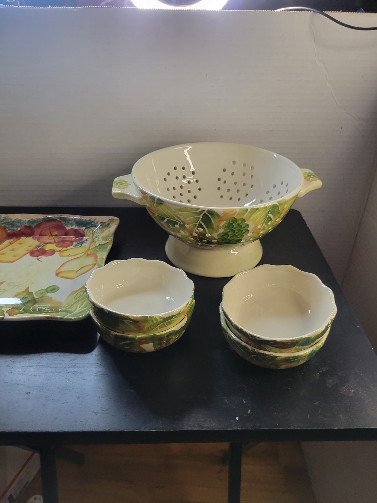 ND Hand Painted Ceramic Kitchenware Set Collander 4 Salad Bowls And Plate