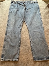 Wrangler Men's Jeans. 13MWZ Cowboy Cut. 42x32 Preowned. Good Condition.