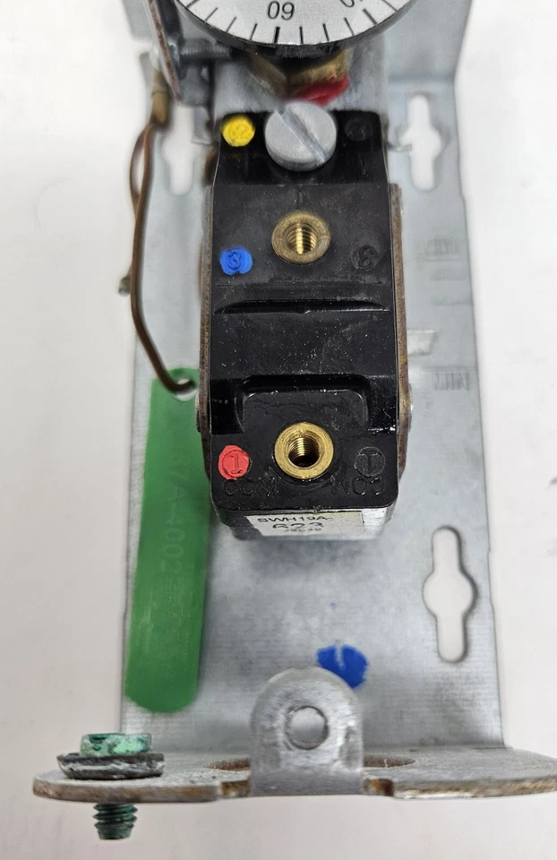 Penn A19BBC-2 Coiled Bulb Space Temperature Control - Image 2 of 2