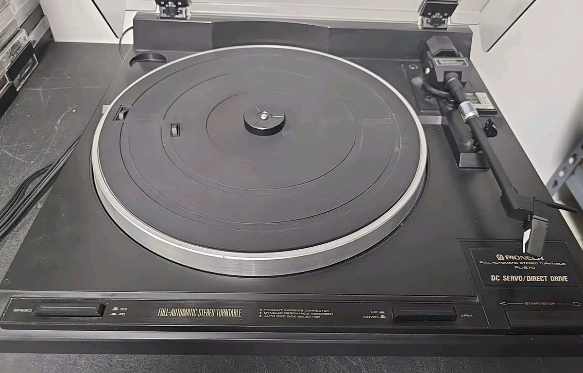 Pioneer PL-670 Direct Drive Automatic Turntable Vinyl Record