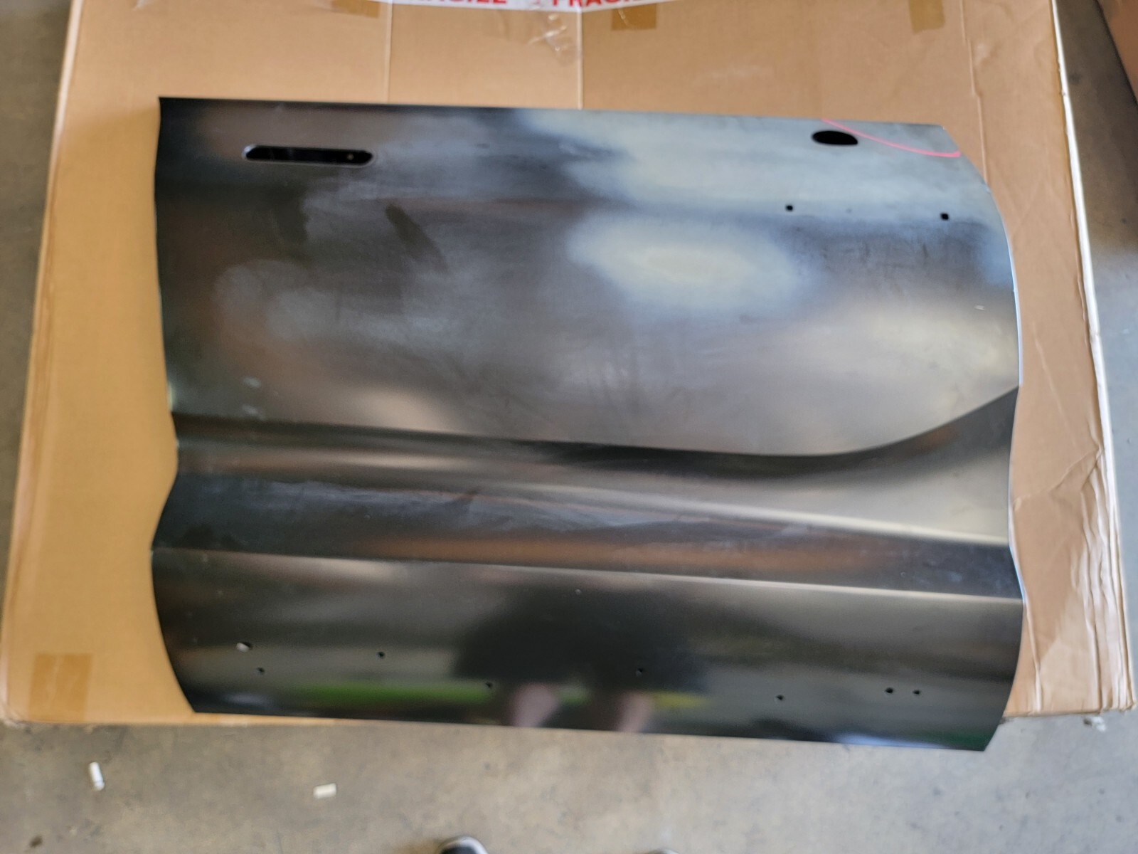 ASTON MARTIN PASSENGER RIGHT SIDE DOOR PANEL OEM MY8320122BE