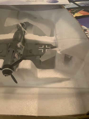 FRANKLIN MINT MESSERSCHMITT LUFTWAFFE UDET" "GUSTAV", BF-109, "B11B598" 1:48 - Picture 3 of 6