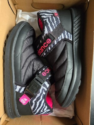 New Balance Men CaRaVaN Moc Mid Zebra Primaloft Slip-On, SUFMMOCZ