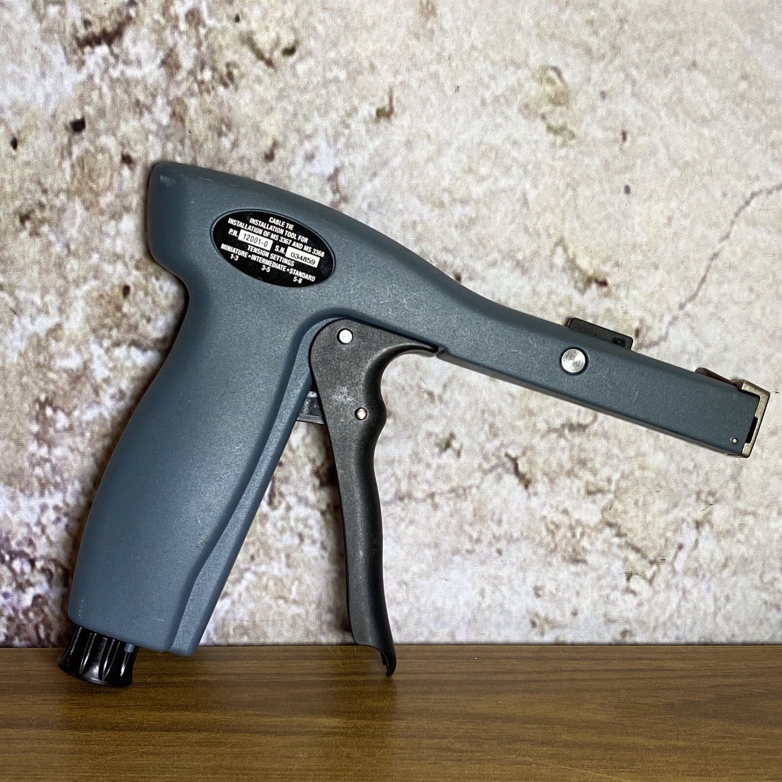 Avery Dennison Cable Tie Bundling Gun 120010 U1 eBay