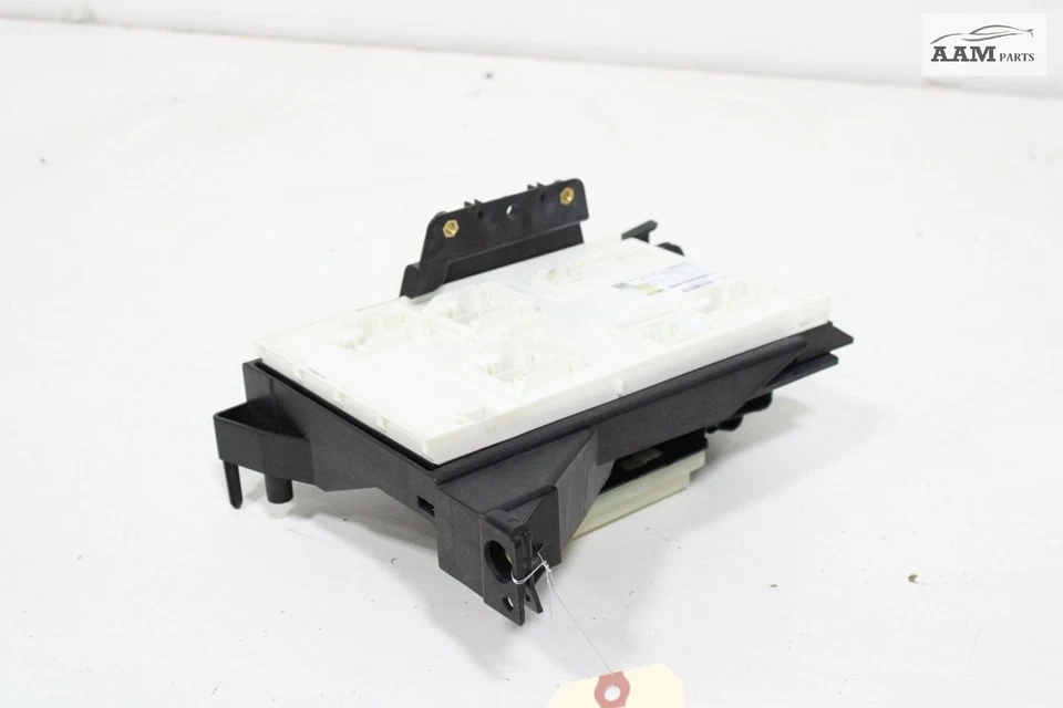 Mercedes-Benz CLA250 C117 2016 carrocería de fusibles módulo de control computadora BCM BCU OEM Foto 3 de 4