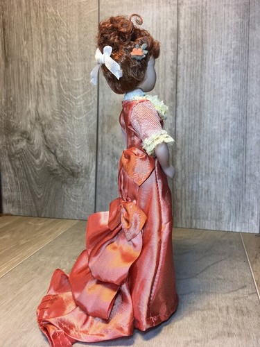 Collection of dolls Ladies of the era porcelain doll Doll Katherine Sloper - Picture 9 of 12