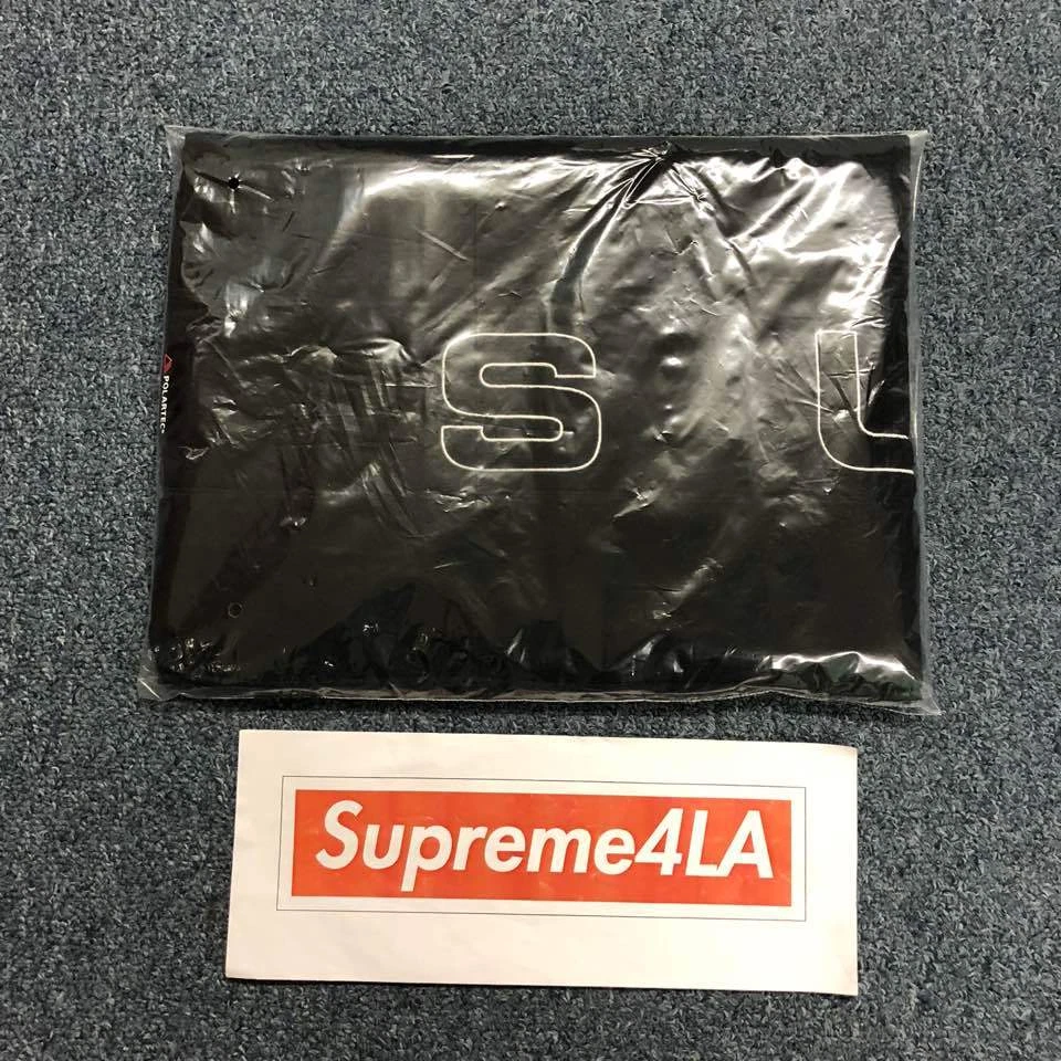 Supreme 18F/W Polartec® Scarf Black 1000% Authentic in hand