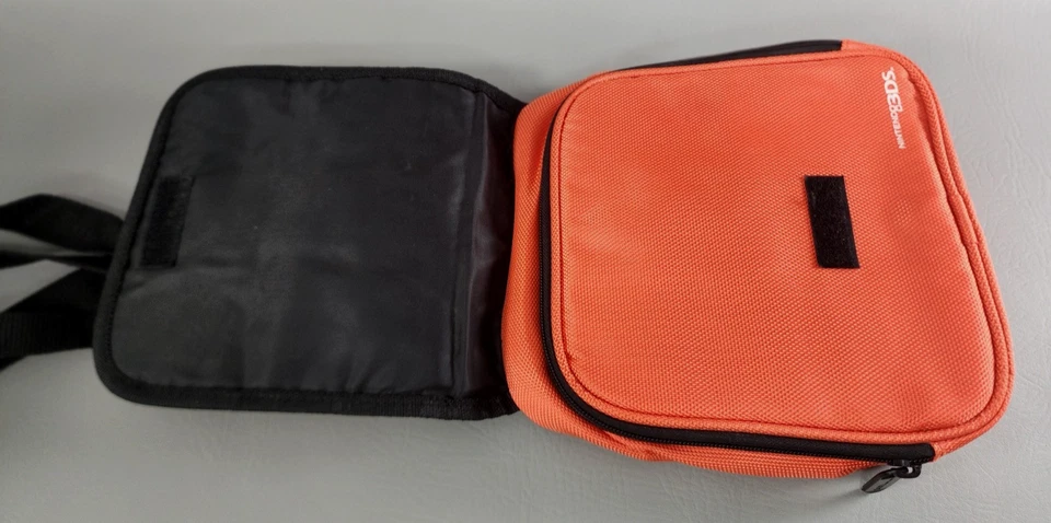 Nintendo 3DS Super Mario 9" Estuche de Transporte de Viaje con Correa para el Hombro Foto 4 de 4