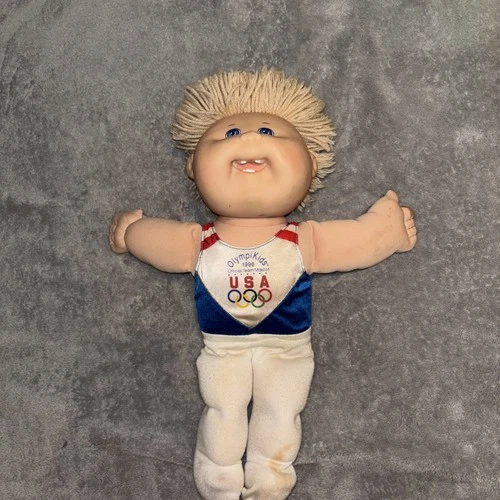 1996 Cabbage Patch Kids Olympikids- Soccer Boy Blonde Hair Blue Eyes EUC