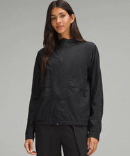 NWT Lululemon hood-lite classic women jacket black size 4