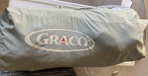 Graco Pack 'n Play On The Go Play Yard Green & White