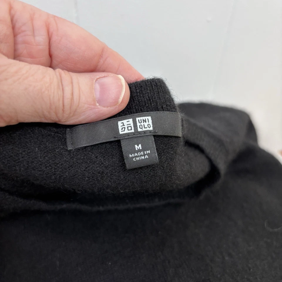 Lote de 2 suéteres 100% cashmere Upcycle Crafters cortadores em preto e cinza - Imagem 4 de 4