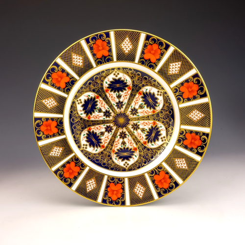 Royal Crown Derby Porzellan - altes Imari Muster 1128 101/2" Essteller