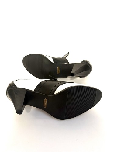 G.H. Bass & Co. Glenbrook Black & White Saddle Shoes With Heel Women’s Size 9M - Picture 6 of 10