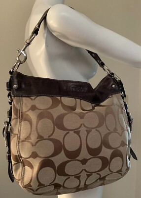 coach signature hobo